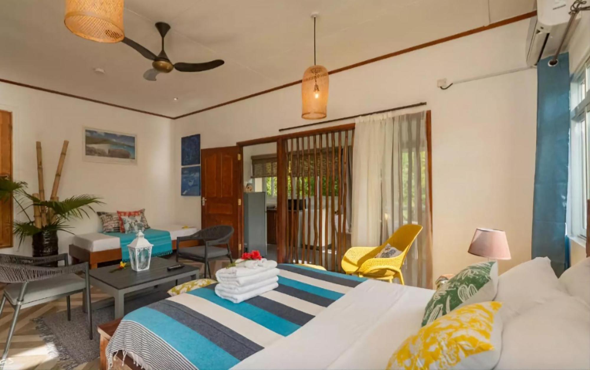Milles Montagnes Residence Anse Royale Exterior foto